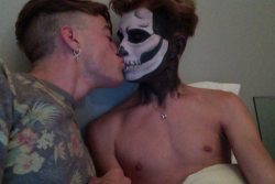 gaypxle:  pale boys ~~~