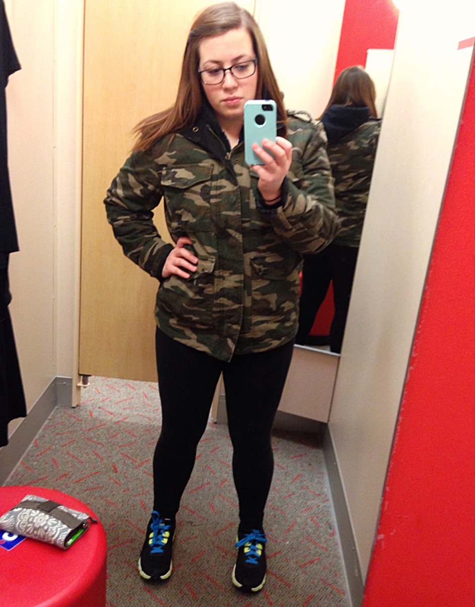 brittanylikebritknee:  I would be the girl that takes a selfie I the fitting room