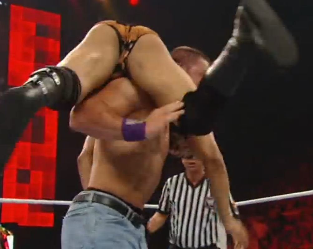 rwfan11:  David Otunga - booty shot