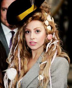 ladyxgaga:  Gaga in London earlier today. 