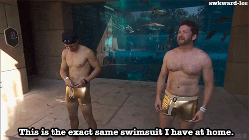 awkward-lee:  burnie’s rocking that gold swimsuit 