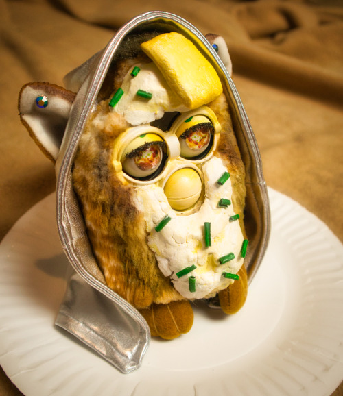 ectoimp:YuuuuuumBaked potatoThis was the shrinkwrap seal furby