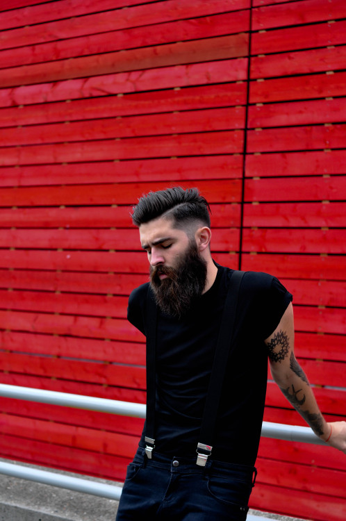 walnutwax:CHRIS JOHN MILLINGTON BY WALNUTWAX