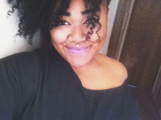 uglygirlsclub:  indoor-laughs:  ♡   baby girl  Alooofffaaaaaa
