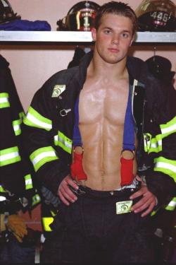 hotkatneeded:  Wish I had a fire at my house. And see this puppy put it out for me 