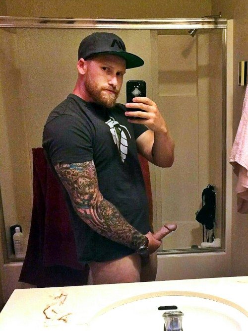 brainjock:  Beefy Biker Bro needs a new bitch NOW!  OMG….this beefy Tahoe dude is rockin’ so damn HARD right now! He’s 6'2, 235, 8x5.5 inch cock! He recently got dumped by his girlfriend and is looking for a hardcore bitch that likes to hit the
