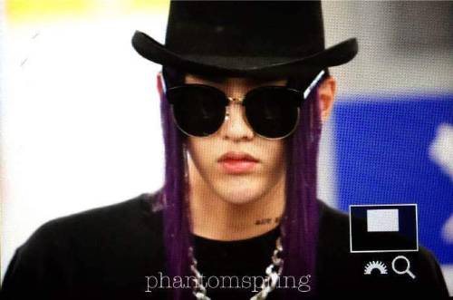 wu-is-fine: [Previews] 150625 - Wu Yi Fan Departing from Beijing Airport to Paris (for Fashion Week)