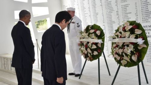 “Japanese PM Shinzo Abe has visited the US naval base at Pearl Harbor, where he offered &lsquo