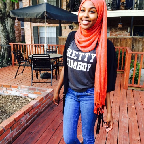 emtplyte:  urbanexpressions:  Droppin a lil more melanin from my Ethiopian sisters for you. Happy Blackout🎉  Alhumdullilah for this creation of a fine melanin sister here (averts eyes 🙈)