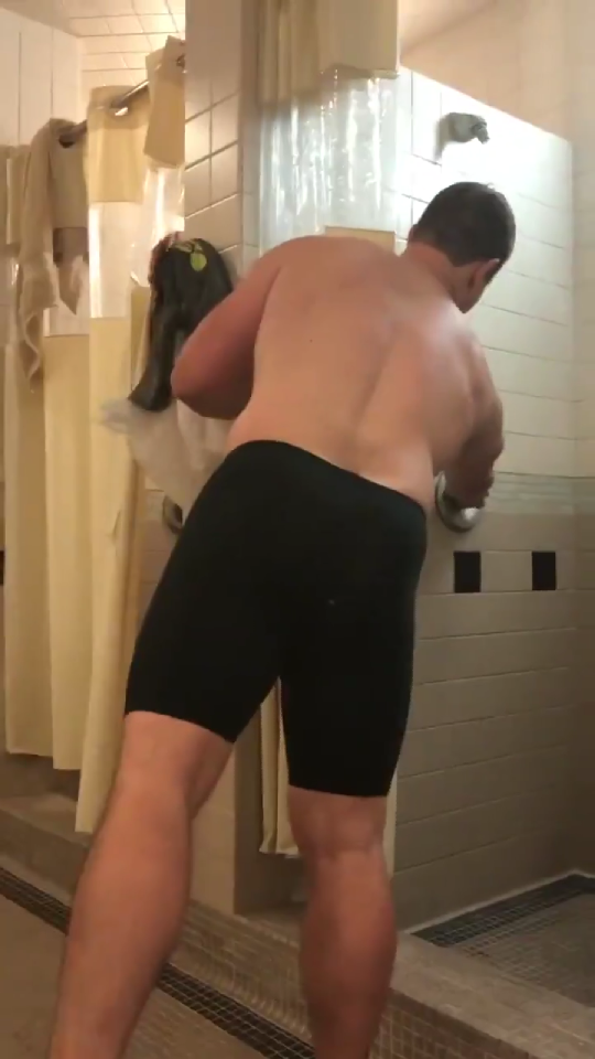 dad-sonwife:  kidethanthegreat: Omg buttsnthighs:    Gay Boi’s Secrets: Erotic  strip shows by hot fit straight Daddies, seemingly unaware of our hunger, need and desire,  is why ever gay Son loves time spent in the locker-room. 