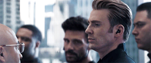 siren-kitten-his:  feelmyroarrrr:  thosekidswhohuntmonsters:  captainpoe: Avengers: Endgame (2019) o