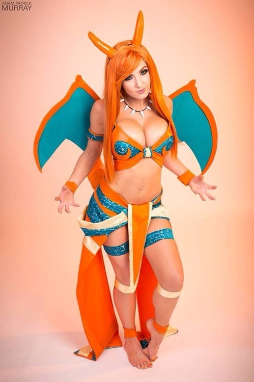 iriscosplay:  for more hot cosplay http://iriscosplay.tumblr.com