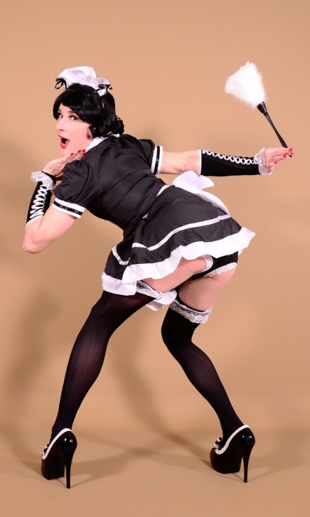 cosplay maid