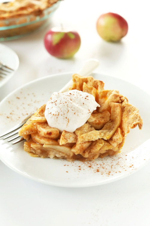 foodffs:  PUMPKIN SPICED APPLE PIE  Really porn pictures