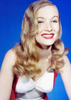 hollywoodlady: Veronica Lake, 1940s