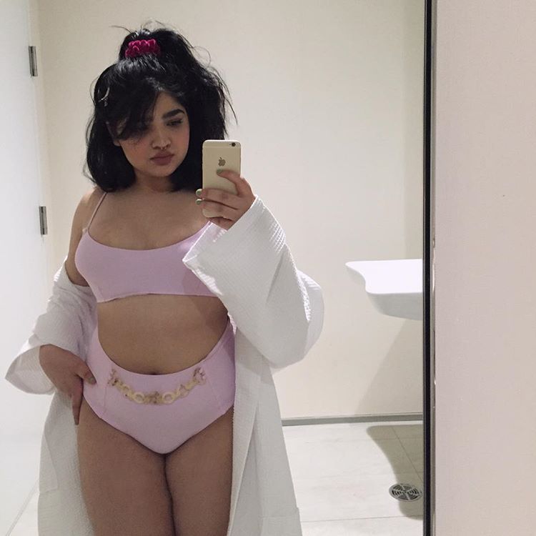 thinfatfit: Mina Mahmood