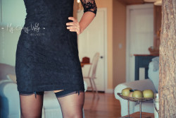 myclassywife:Mini dress reblog weekend!