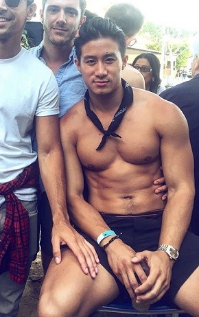 Viva!Asian hunks!