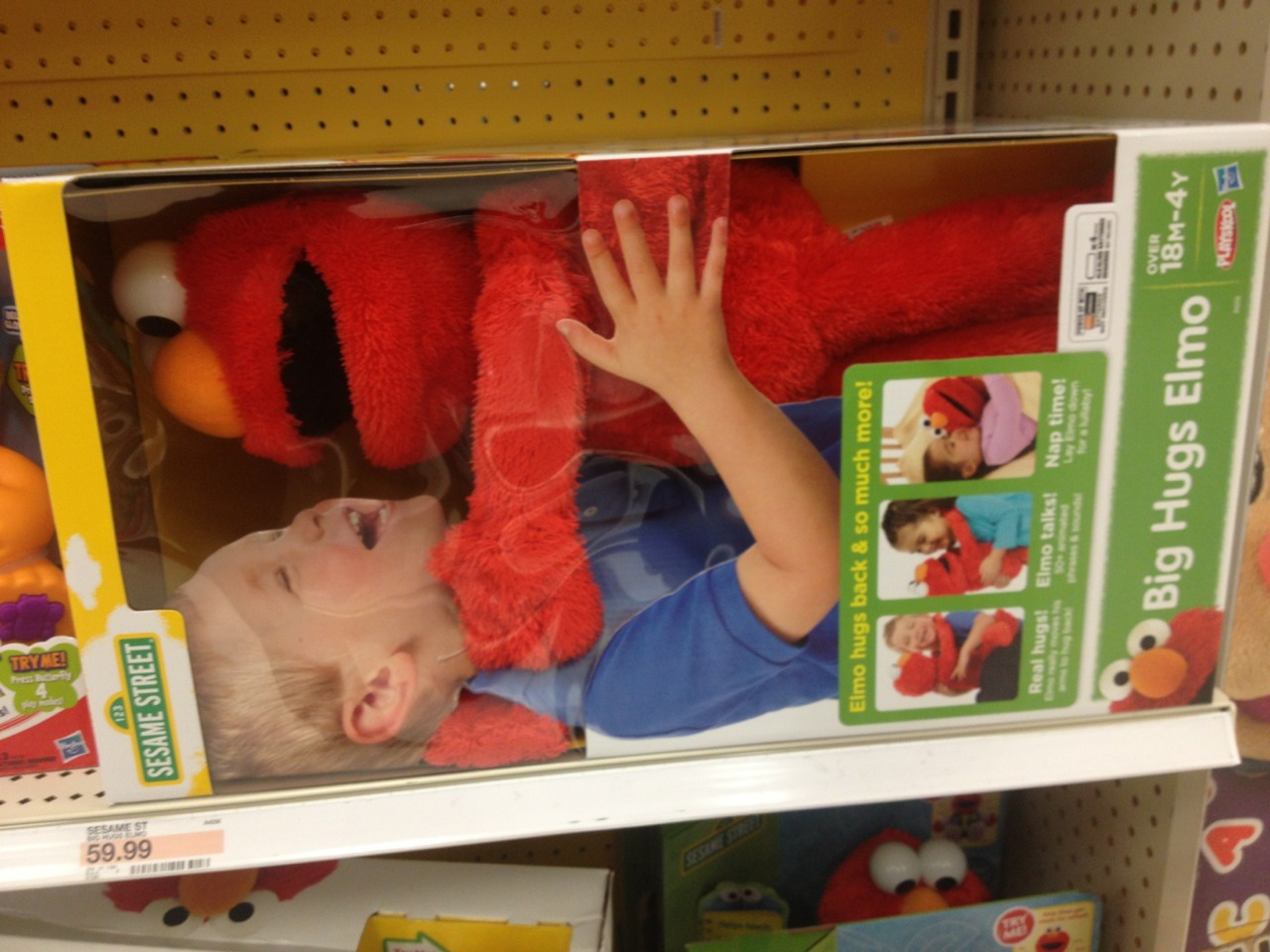 thecourtjack:
“ grawly:
“ For a second I seriously thought there was a child inside that box.
”
Shh, Elmo will make the pain go away soon.
”