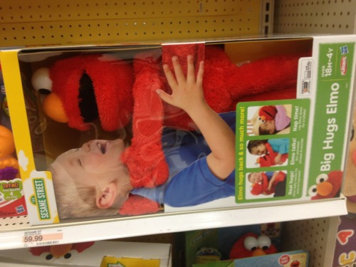 thecourtjack: grawly: For a second I seriously thought there was a child inside that box. Shh, Elmo 