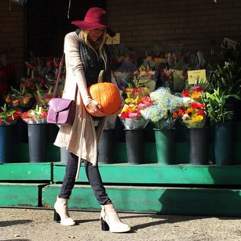 IT&rsquo;S THE MOOOST WONDERFUL TIIIME OF THE YEARRR #ootd #lookoftheday #streetstyle #oldnavyst