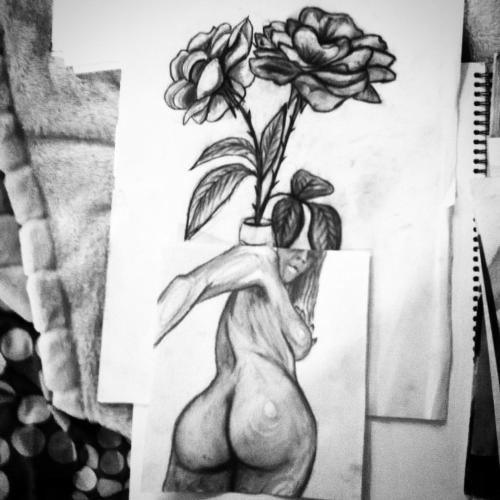 Ok so this just happened #bootyvase #coincidence