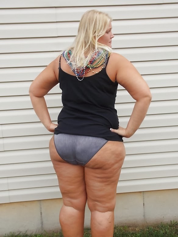 chubby-lovers:  Ungh…great ass in panties