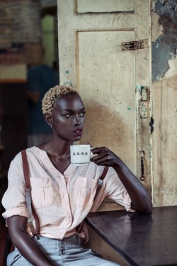 esiloves:  Questions with Ugandan Model Ramona