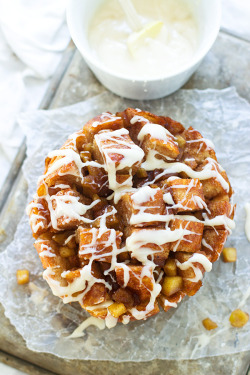fullcravings:Brown Butter Caramel Apple Pull-Apart Bread with Cream Cheese Icing