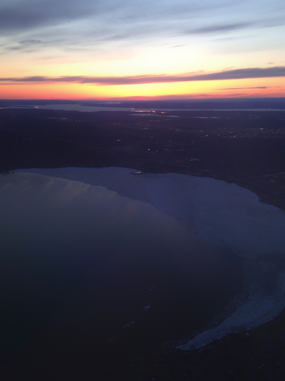 thekhooll:  Sunset Departure @ Montréal rcruzniemiec Sorry if this is overkill.