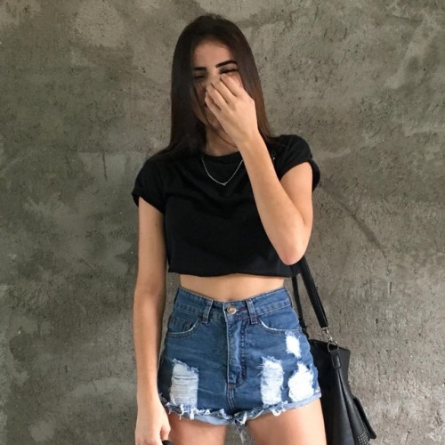 http://streetgrl.tumblr.com/post/158907098197