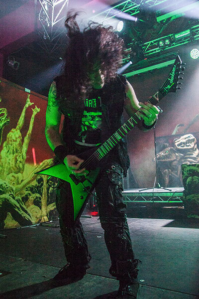 70000 Tons of Metal DO IT!!!!