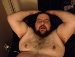 chubsearcher:  This guy excites me so bad. Wow!!! 