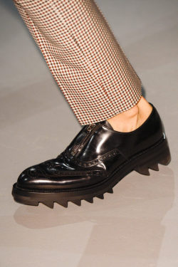 e-hoe:  Shoes @ Prada fall 2013 menswear