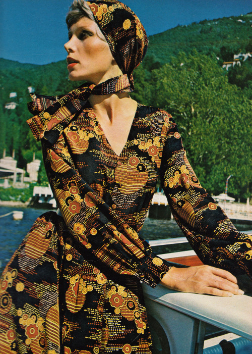 Tiktiner Elegance Magazine - 1972 Spring/Summer