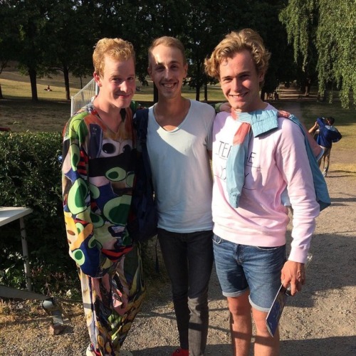 tarjeinews: Fan picture with Tarjei and Carl Martin Eggesbø taken at Carl Martin and Ina