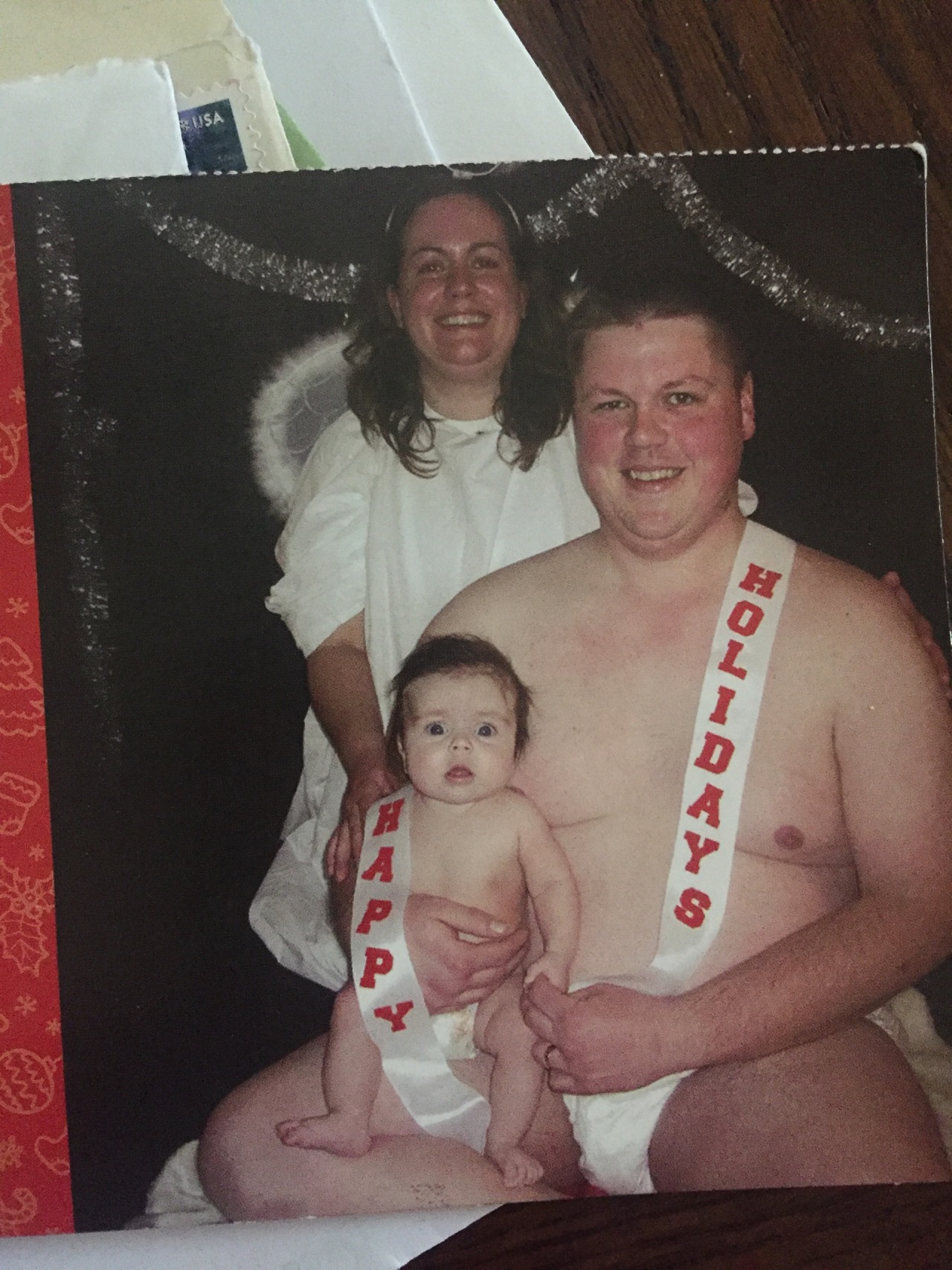 muvaearth:  white ppl do the most with their holiday cards  Smh. This is an ugly