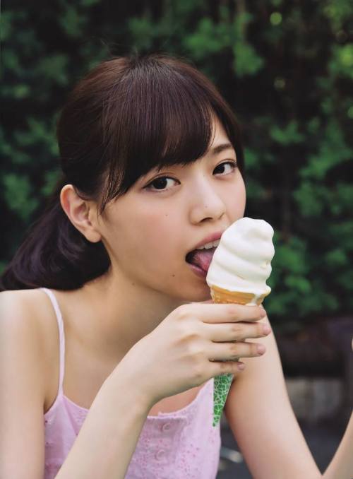 letsgoaika:  Nishino Nanase - 1st Photobook Fudangi (Preview)