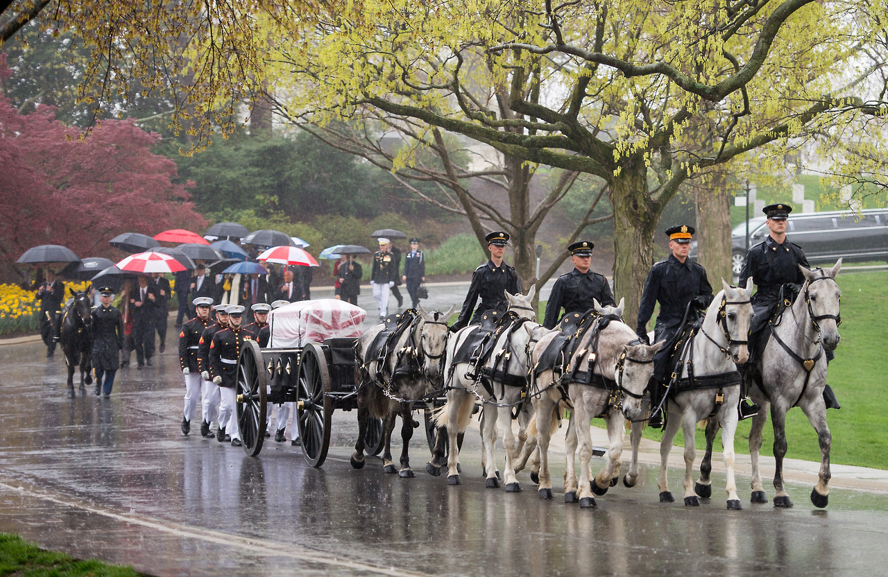 galaxythreads1:  Interment of John Glenn at Arlington National Cemetery via NASA