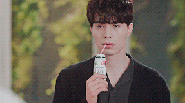 lee-sejoo:Grim Reaper + strawsI needed this post so bad