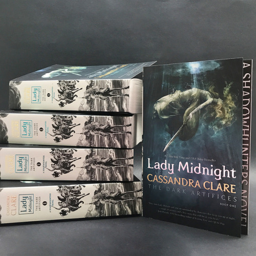 cassandraclare - Lady Midnight comes out today in paperback!...