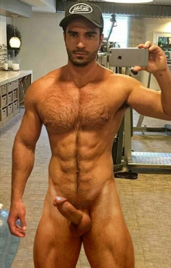 manhandlehim:  Please tell me this is real…