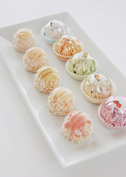 sugar-cafe:  rochers colorés by *steveH on Flickr. 