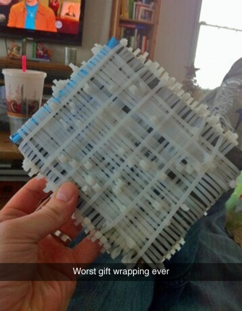 gif-guy:  Other Funny Gifs http://gif-guy.tumblr.com/