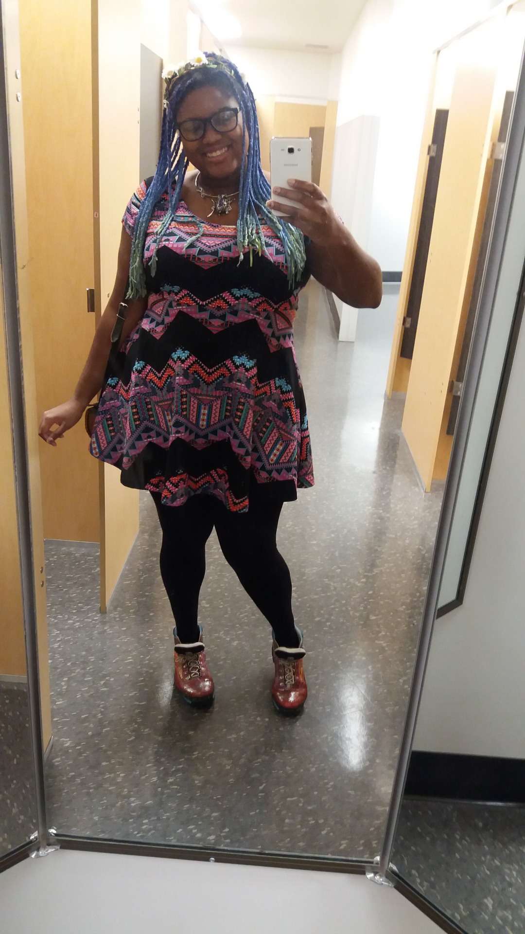 howtolivefatandhappy:  Fitting room mirror selfies before putting on costumes and