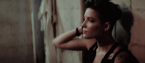 sawikis:  ♪ We are the new Americana ♪ 