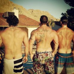 guysfrombehind14:  Guys from Behind    Submit your favorite ass pics http://guysfrombehind14.tumblr.com/submit