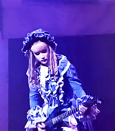 memoiredx:  MALICE MIZER members  →Mana on guitar (1992-2001)  