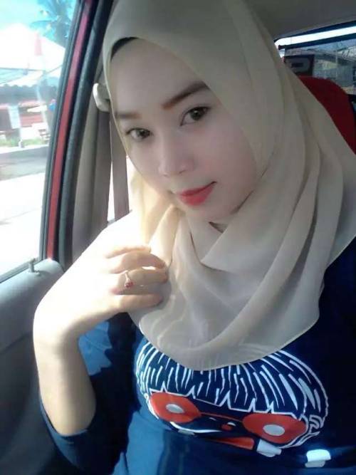 pussy-catts: zuluone6: luciferiandent: shaerraa: Syahirah Zaki Bini Orang Tetek PadatNo.Fon 01925044