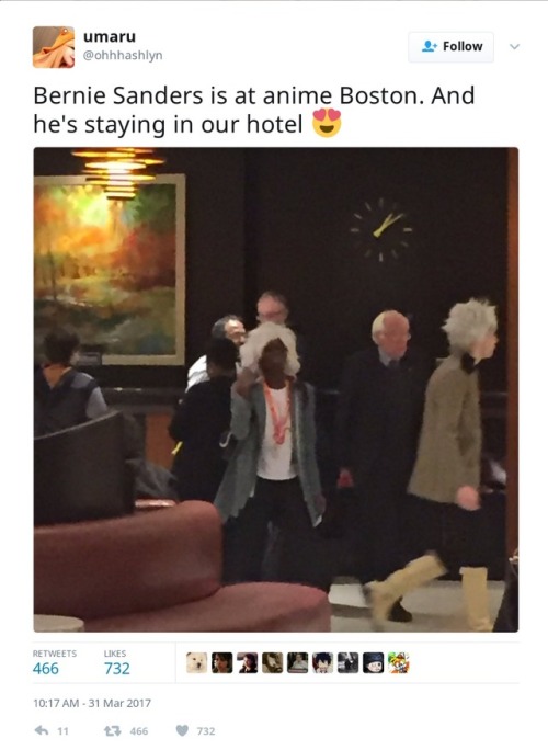 gayhallmonitor: holy-shit-dangan-ronpa: this is so cursed seeing komaeda and bernie sanders in one i